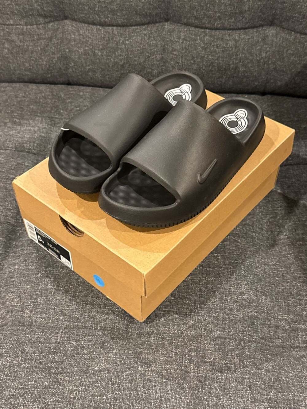 Nike Calm Slide 2.0 Size 5Y Black Sandals New in Box